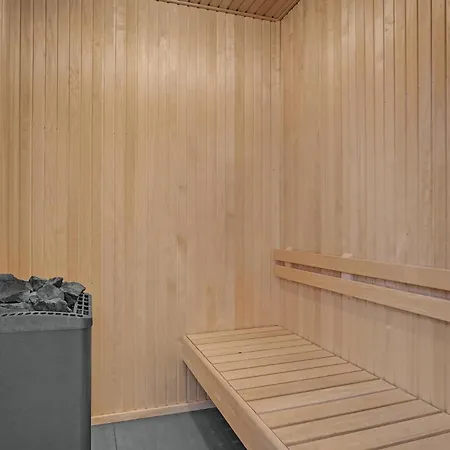 Lovely In With Sauna